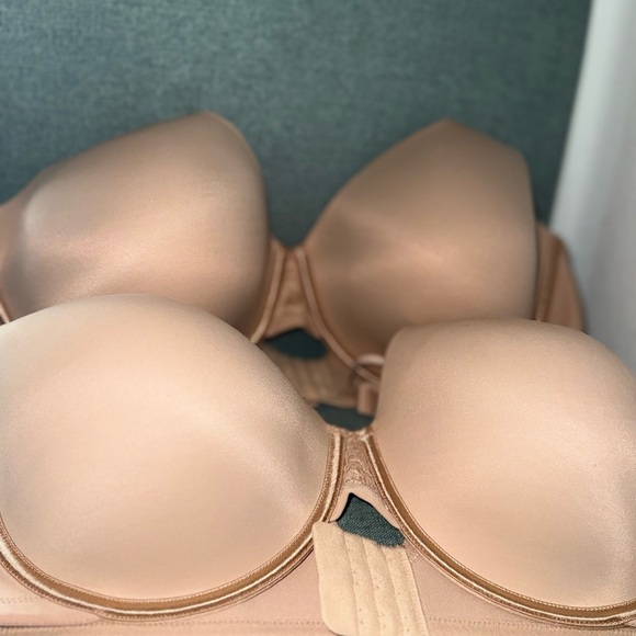Vanity Fair Light Beige Bra 44D - Picture 10 of 15